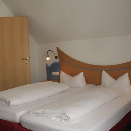 Waldhorn 3* Friedrichshafen