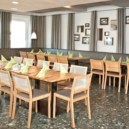 Waldhorn 3* Friedrichshafen