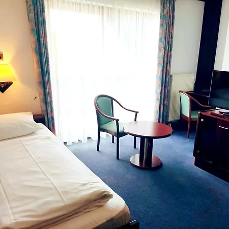 Waldhorn 3* Friedrichshafen