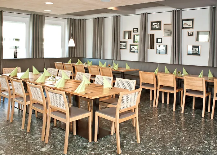 Waldhorn 3* Friedrichshafen