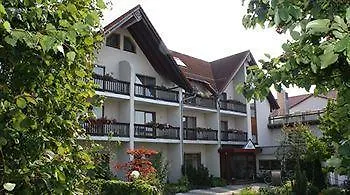 Waldhorn 3* Friedrichshafen